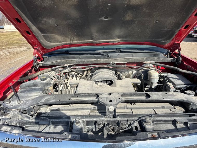 image for item EF2425 2015 Chevrolet Silverado 1500 Ext. Cab pickup truck