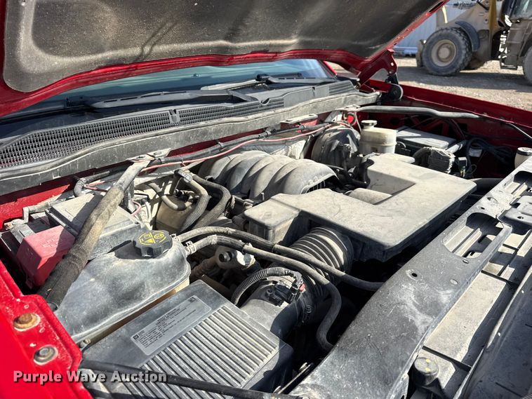 image for item EF2425 2015 Chevrolet Silverado 1500 Ext. Cab pickup truck