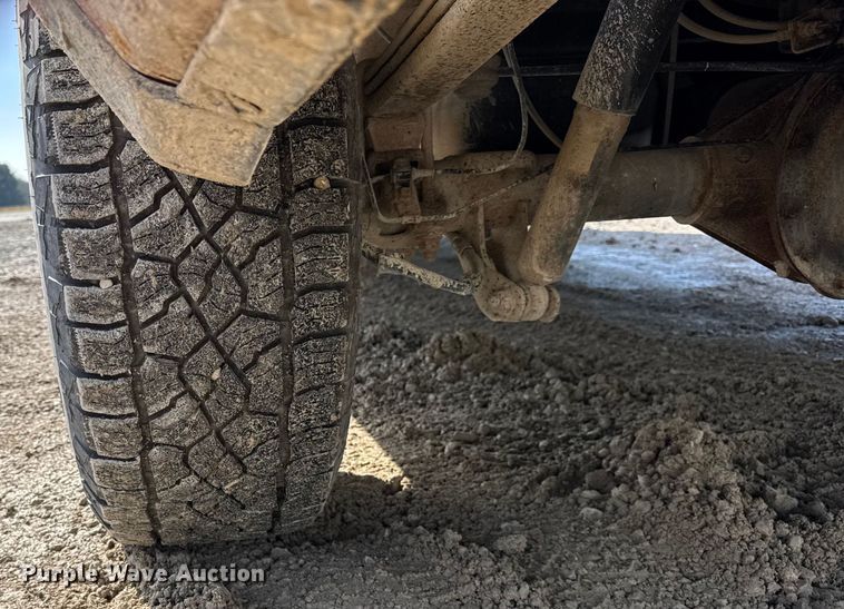 image for item EF2425 2015 Chevrolet Silverado 1500 Ext. Cab pickup truck