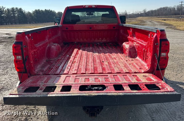 image for item EF2426 2017 Chevrolet Silverado 2500HD pickup truck