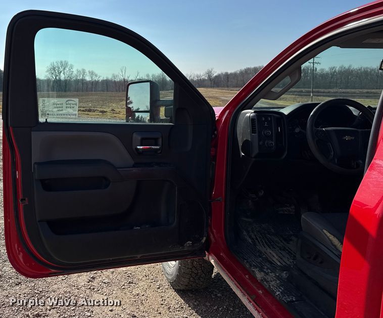 image for item EF2426 2017 Chevrolet Silverado 2500HD pickup truck