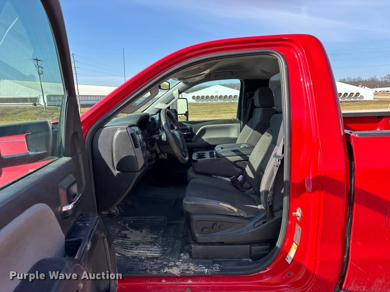 image for item EF2426 2017 Chevrolet Silverado 2500HD pickup truck