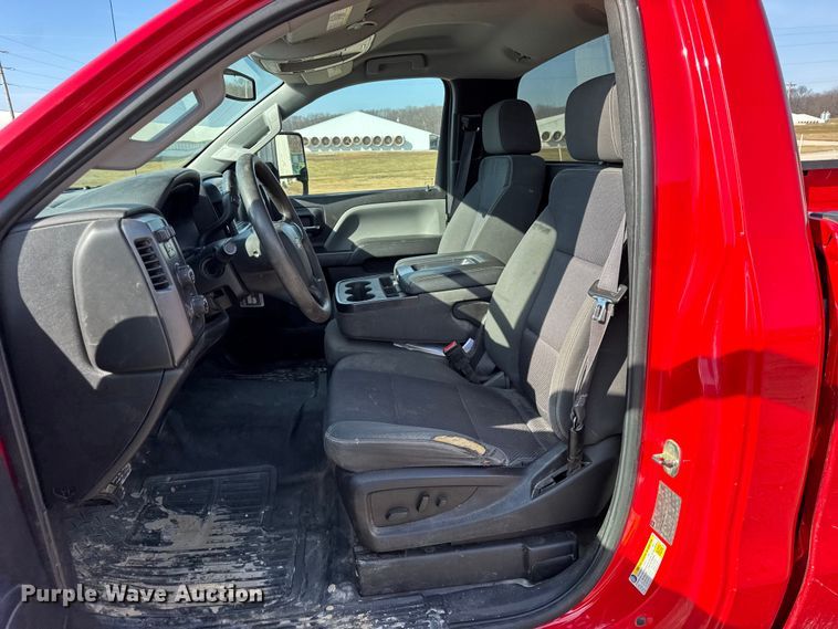 image for item EF2426 2017 Chevrolet Silverado 2500HD pickup truck