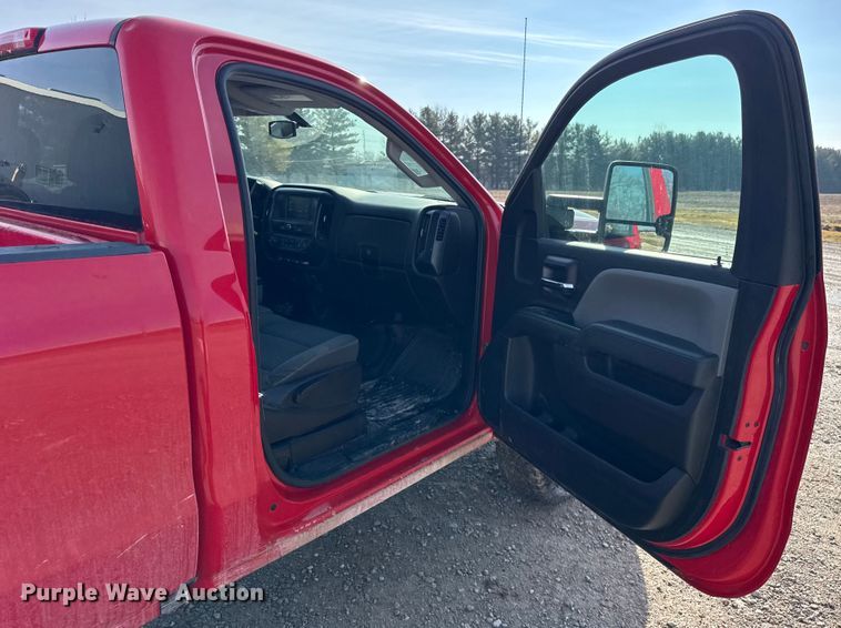 image for item EF2426 2017 Chevrolet Silverado 2500HD pickup truck