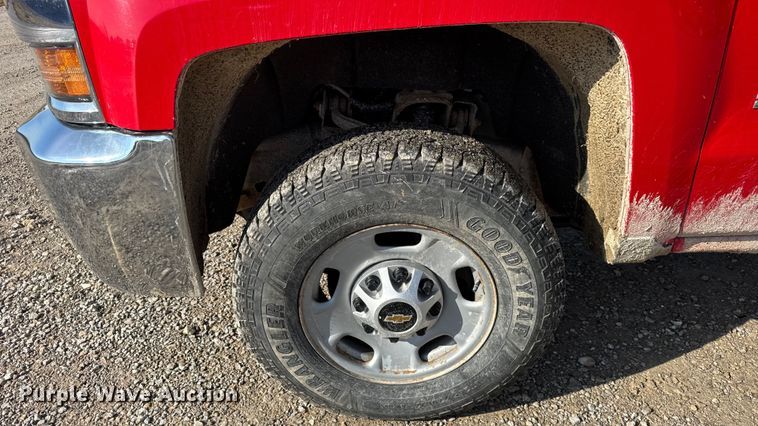 image for item EF2426 2017 Chevrolet Silverado 2500HD pickup truck