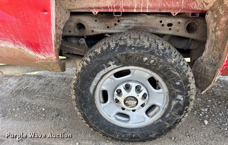 image for item EF2426 2017 Chevrolet Silverado 2500HD pickup truck