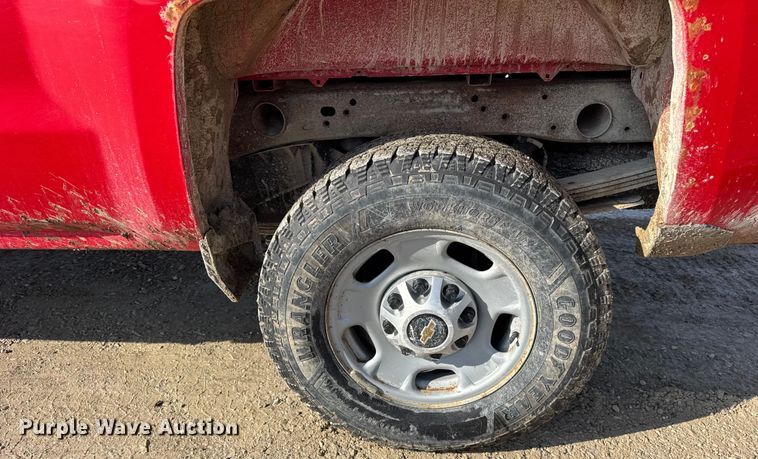 image for item EF2426 2017 Chevrolet Silverado 2500HD pickup truck