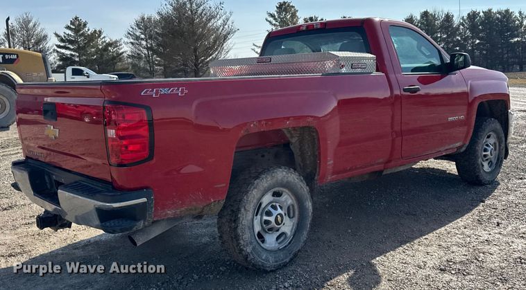 image for item EF2427 2015 Chevrolet Silverado 2500HD pickup truck