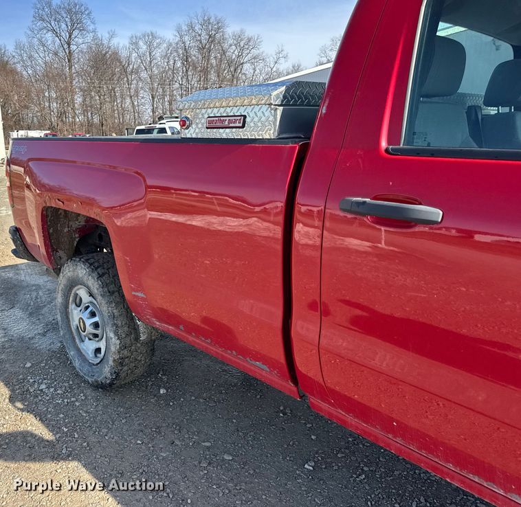 image for item EF2427 2015 Chevrolet Silverado 2500HD pickup truck