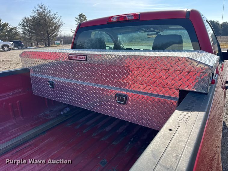 image for item EF2427 2015 Chevrolet Silverado 2500HD pickup truck