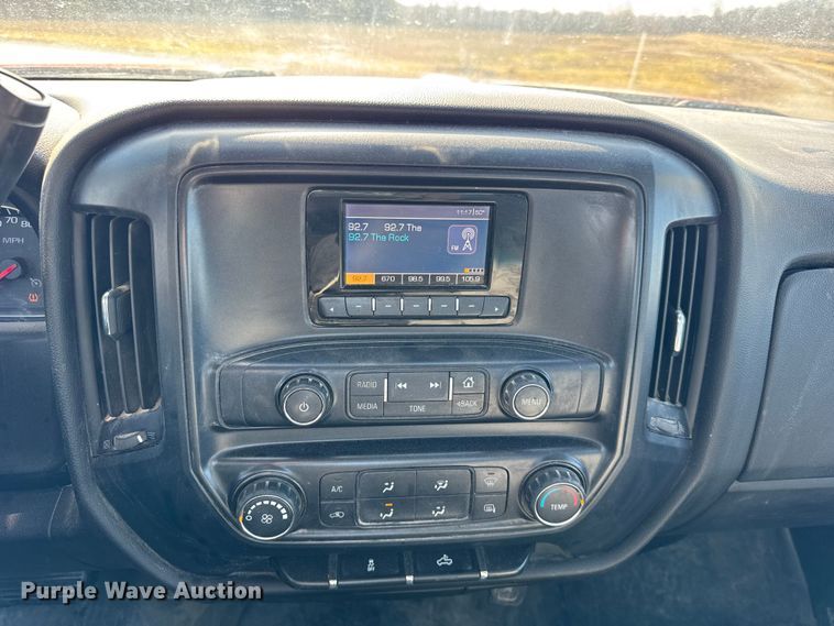 image for item EF2427 2015 Chevrolet Silverado 2500HD pickup truck