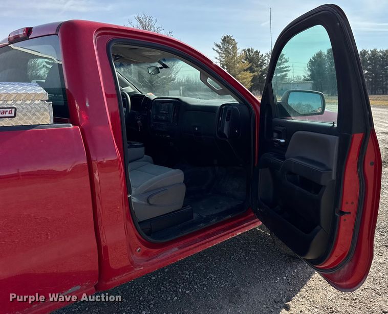 image for item EF2427 2015 Chevrolet Silverado 2500HD pickup truck