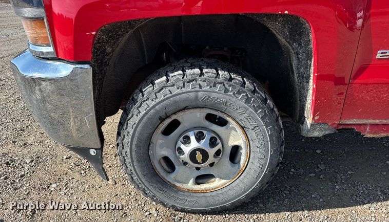 image for item EF2427 2015 Chevrolet Silverado 2500HD pickup truck