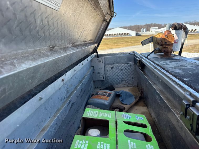 image for item EF2428 2018 Chevrolet Silverado Ext. Cab pickup truck