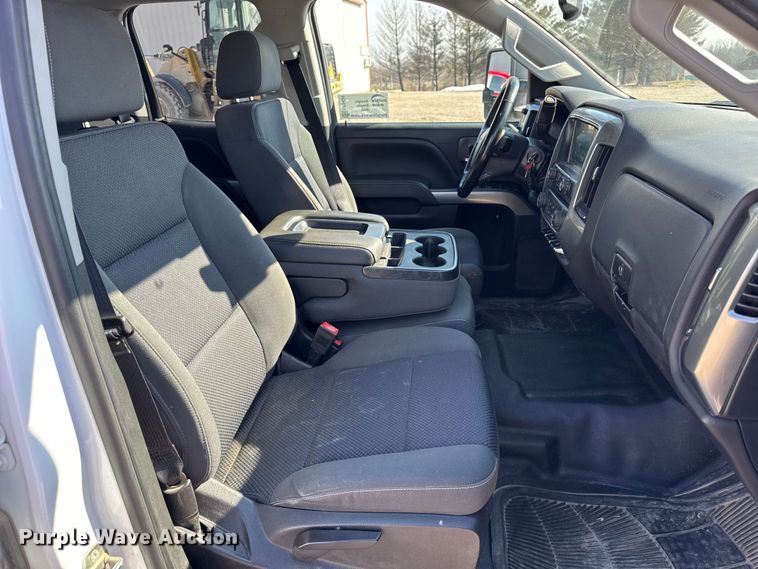 image for item EF2428 2018 Chevrolet Silverado Ext. Cab pickup truck