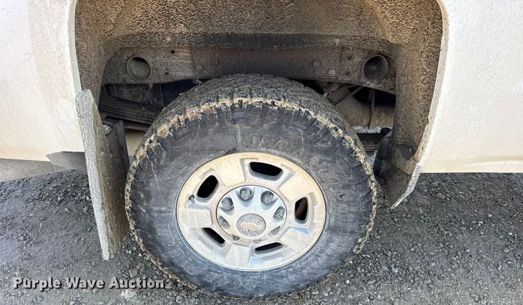 image for item EF2428 2018 Chevrolet Silverado Ext. Cab pickup truck