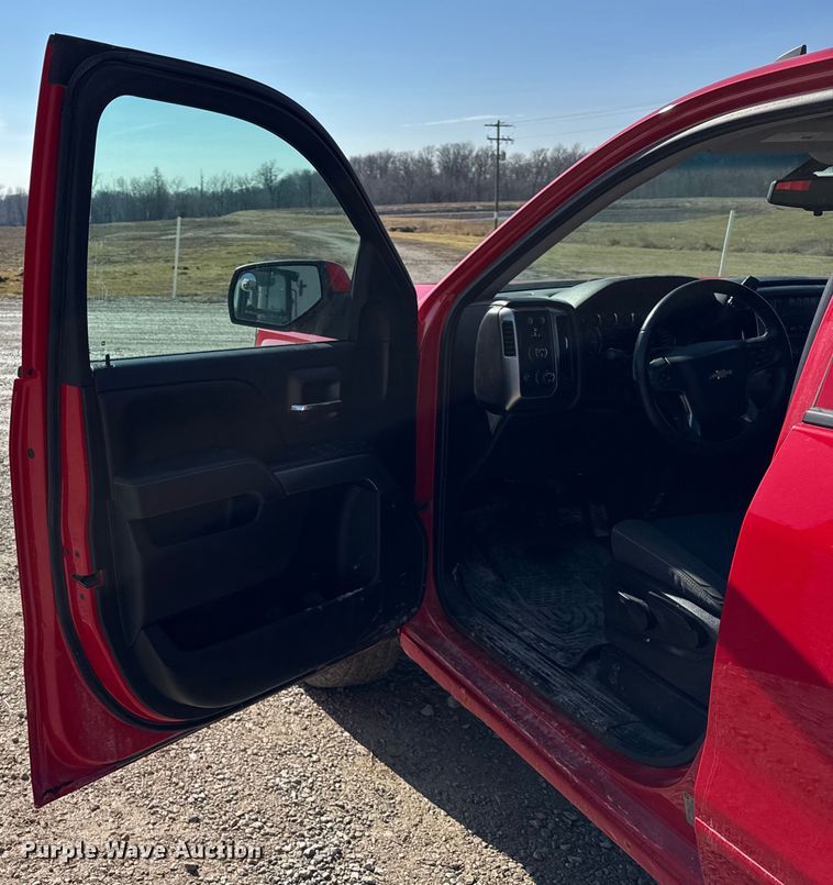 image for item EF2429 2017 Chevrolet Silverado 1500 Ext. Cab pickup truck