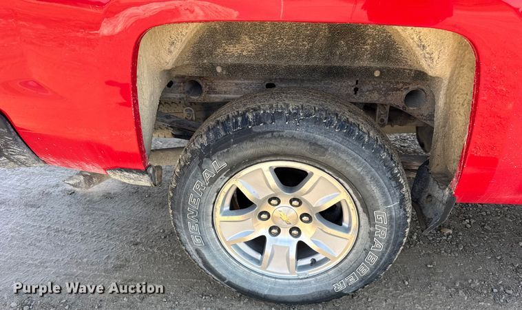image for item EF2429 2017 Chevrolet Silverado 1500 Ext. Cab pickup truck