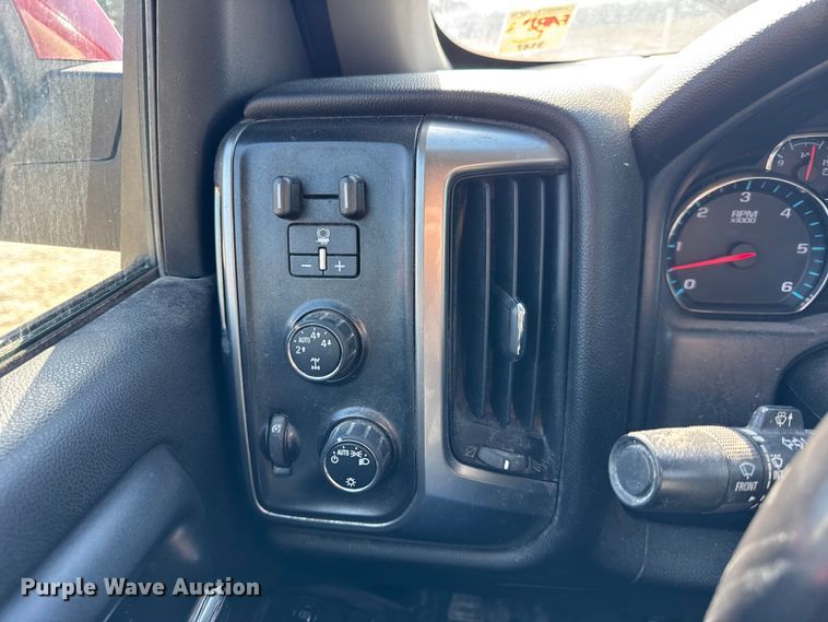 image for item EF2430 2015 Chevrolet Silverado 1500 Ext. Cab pickup truck