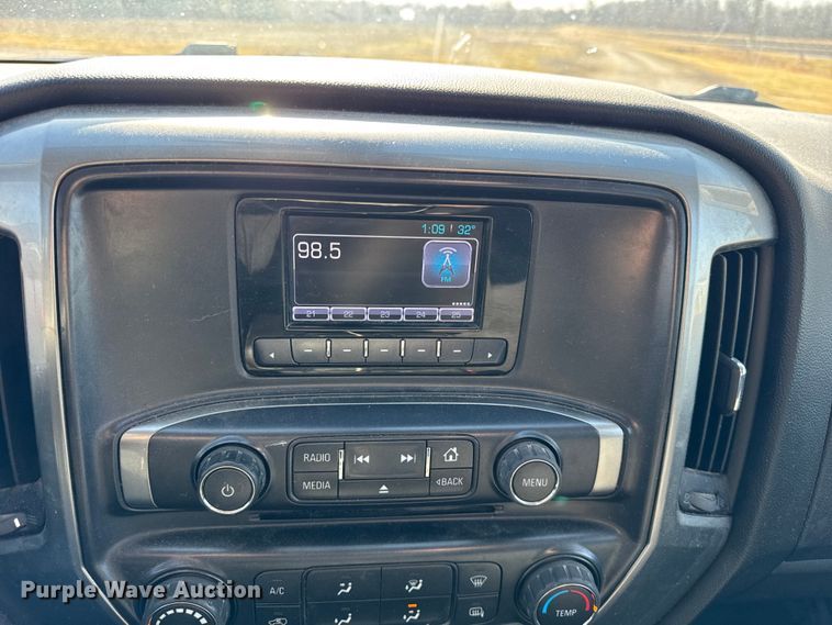 image for item EF2430 2015 Chevrolet Silverado 1500 Ext. Cab pickup truck