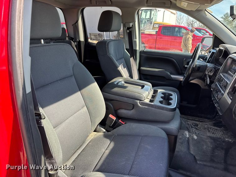 image for item EF2430 2015 Chevrolet Silverado 1500 Ext. Cab pickup truck