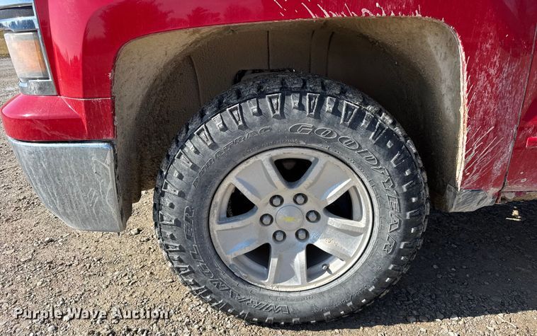 image for item EF2430 2015 Chevrolet Silverado 1500 Ext. Cab pickup truck