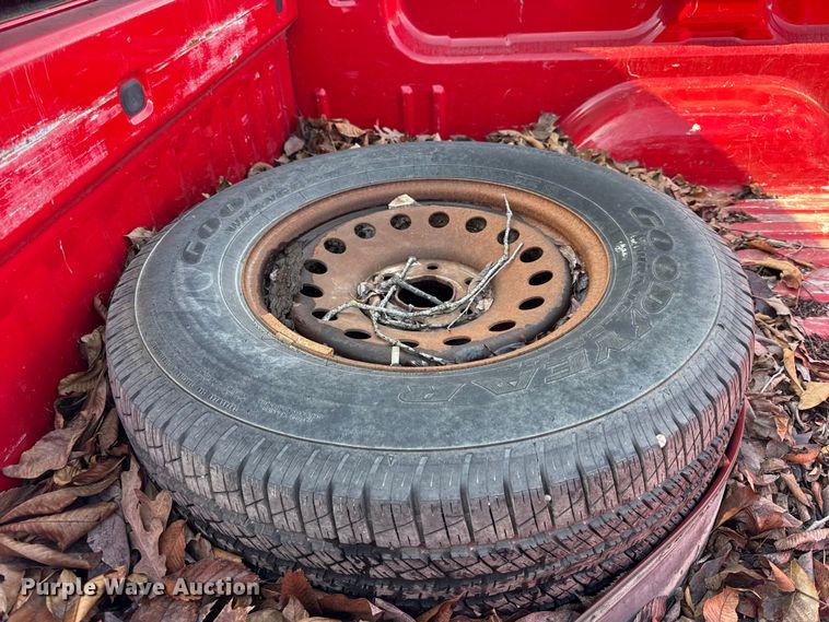 image for item EF2431 2013 Chevrolet Silverado 1500 Ext. Cab pickup truck