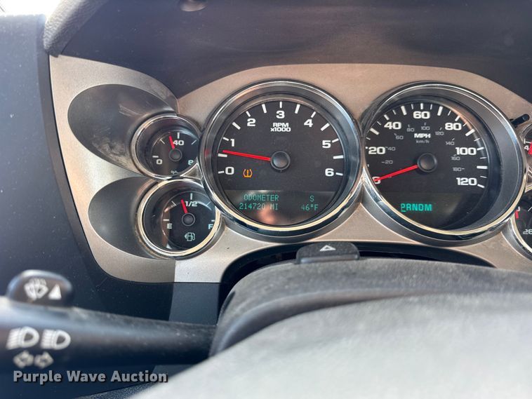 image for item EF2431 2013 Chevrolet Silverado 1500 Ext. Cab pickup truck