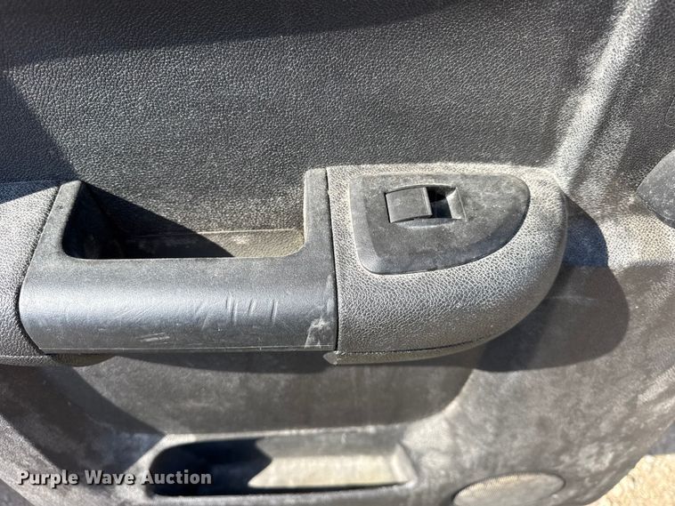 image for item EF2431 2013 Chevrolet Silverado 1500 Ext. Cab pickup truck