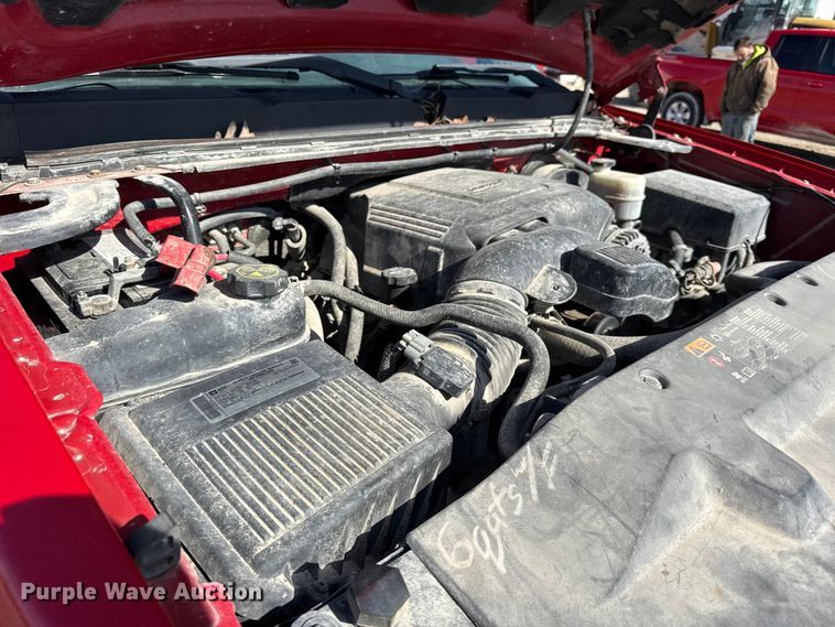 image for item EF2431 2013 Chevrolet Silverado 1500 Ext. Cab pickup truck