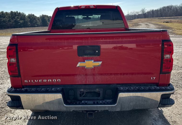 image for item EF2432 2018 Chevrolet Silverado 1500 Ext. Cab pickup truck