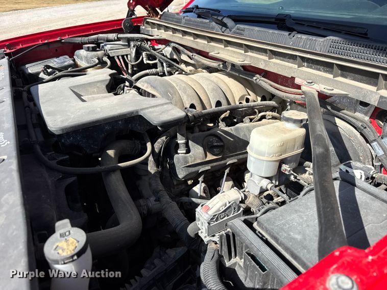 image for item EF2432 2018 Chevrolet Silverado 1500 Ext. Cab pickup truck