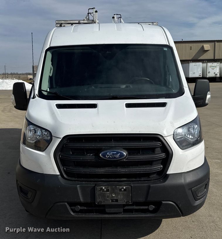 image for item EF2433 2020 Ford Transit utility van