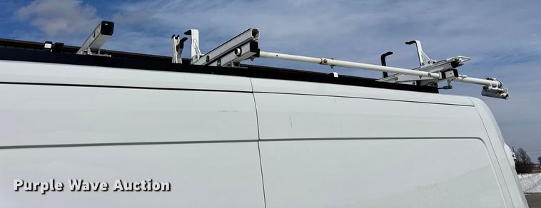 image for item EF2433 2020 Ford Transit utility van