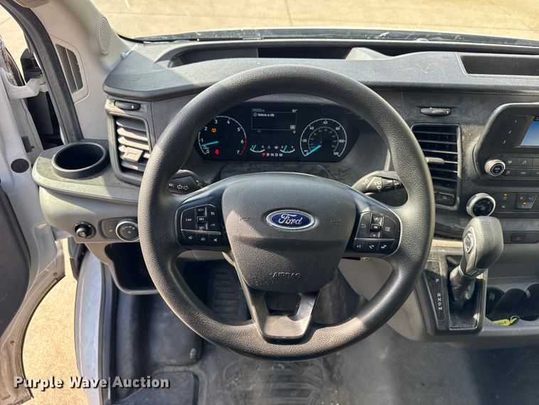image for item EF2433 2020 Ford Transit utility van