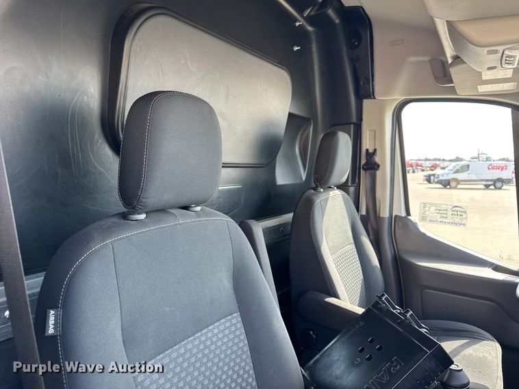 image for item EF2433 2020 Ford Transit utility van