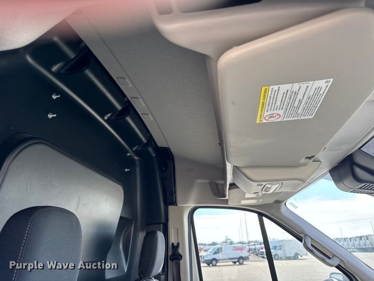 image for item EF2433 2020 Ford Transit utility van