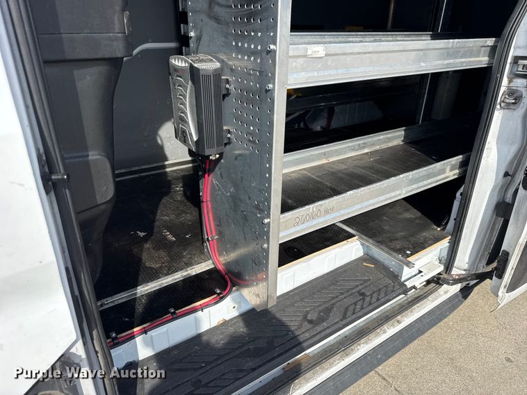 image for item EF2433 2020 Ford Transit utility van