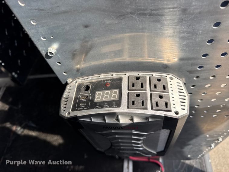 image for item EF2433 2020 Ford Transit utility van