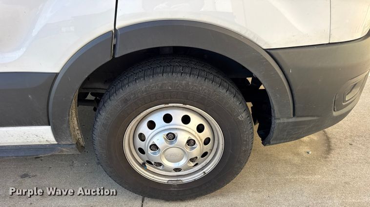 image for item EF2433 2020 Ford Transit utility van