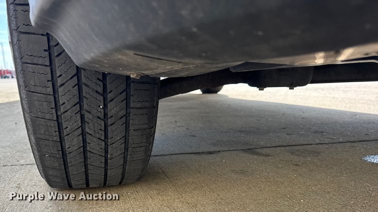 image for item EF2433 2020 Ford Transit utility van