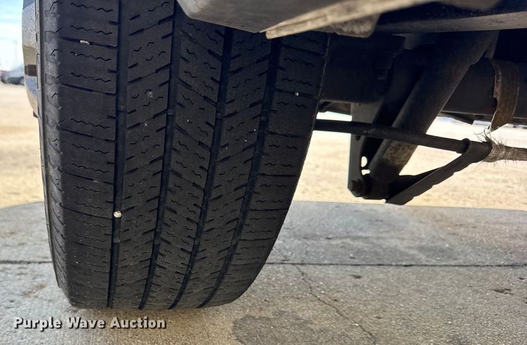 image for item EF2433 2020 Ford Transit utility van