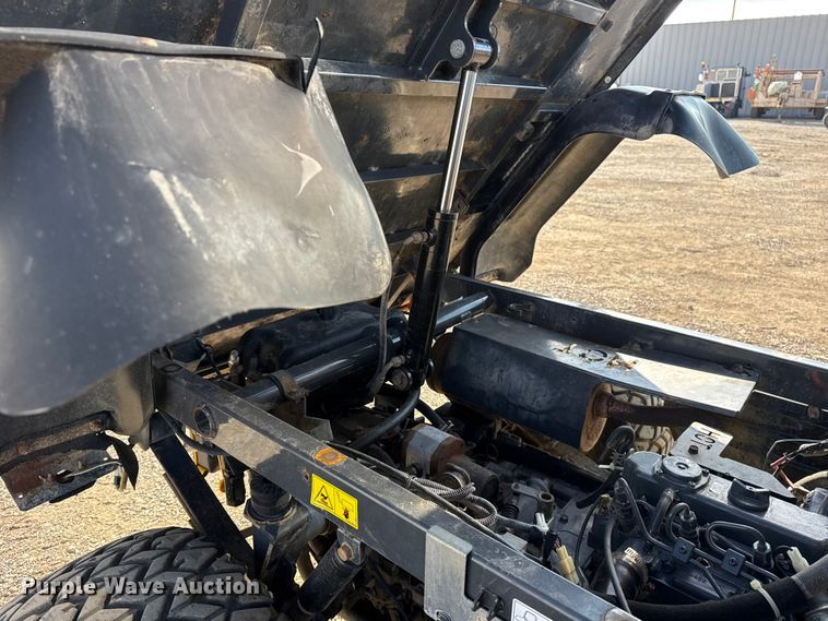 image for item EG1812 2011 Kubota RTV900 utility vehicle