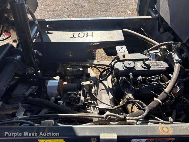 image for item EG1940 2010 Kubota RTV900 utility vehicle