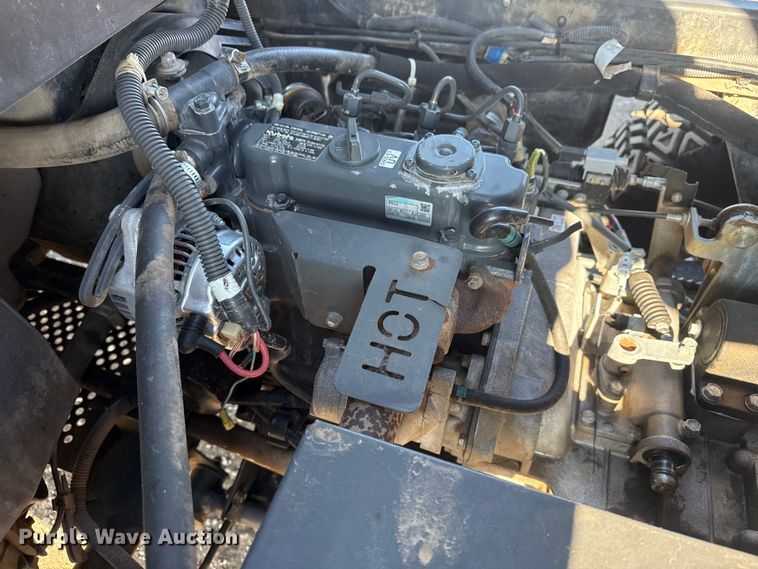 image for item EG1940 2010 Kubota RTV900 utility vehicle