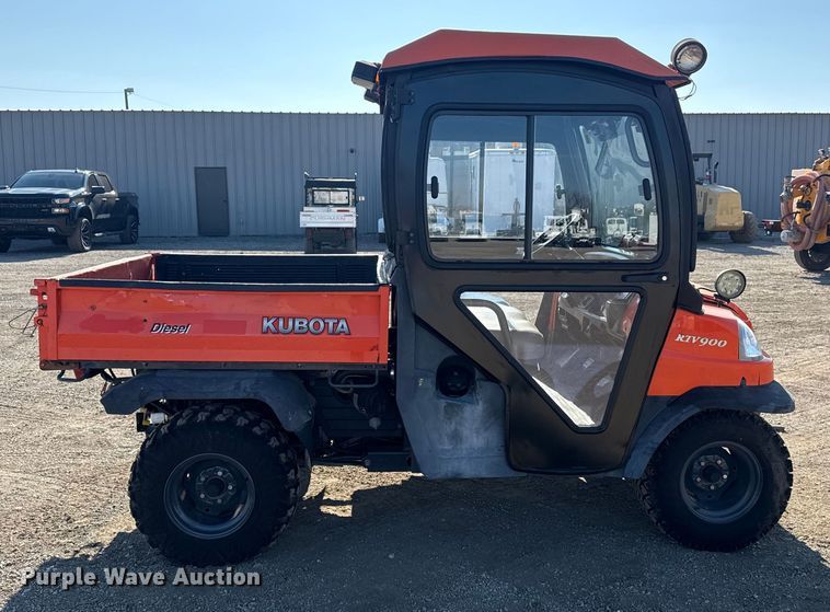 image for item EG1941 2001 Kubota RTV900 utility vehicle