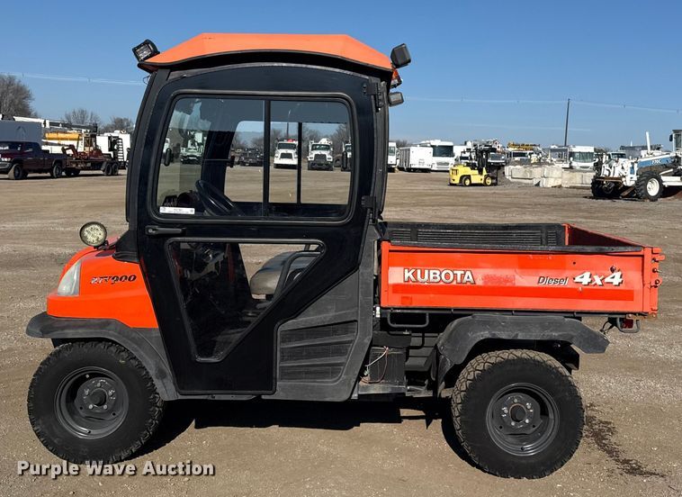 image for item EG1941 2001 Kubota RTV900 utility vehicle