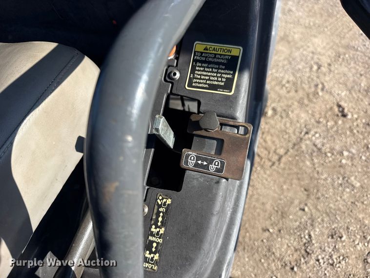 image for item EG1941 2001 Kubota RTV900 utility vehicle