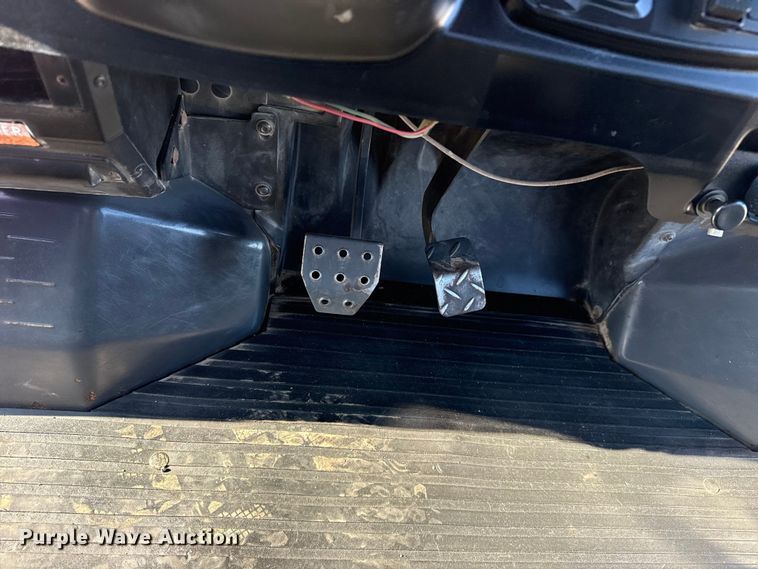 image for item EG1941 2001 Kubota RTV900 utility vehicle