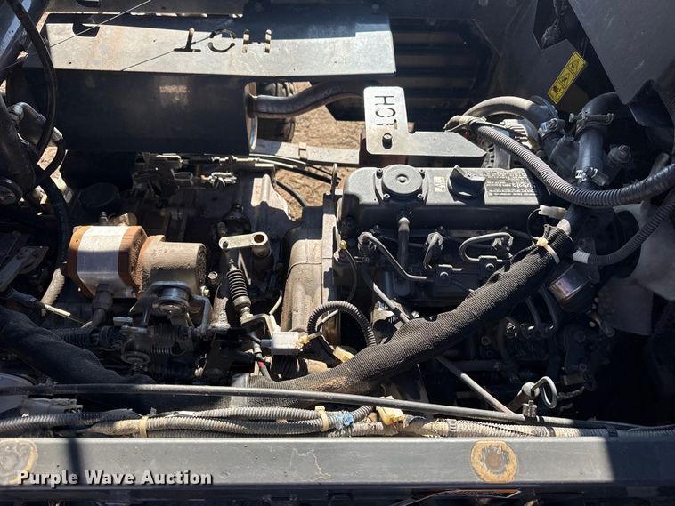 image for item EG1941 2001 Kubota RTV900 utility vehicle